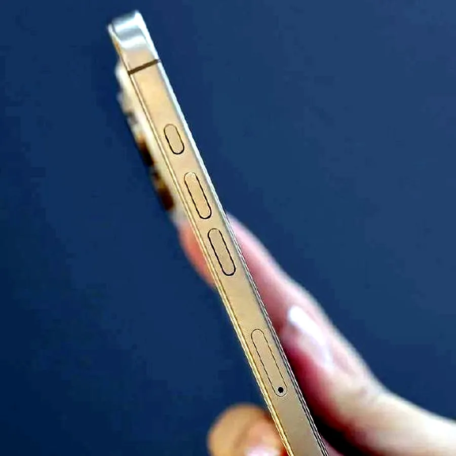 iPhone 16 Pro Max, 256 ГБ, батарея 87%