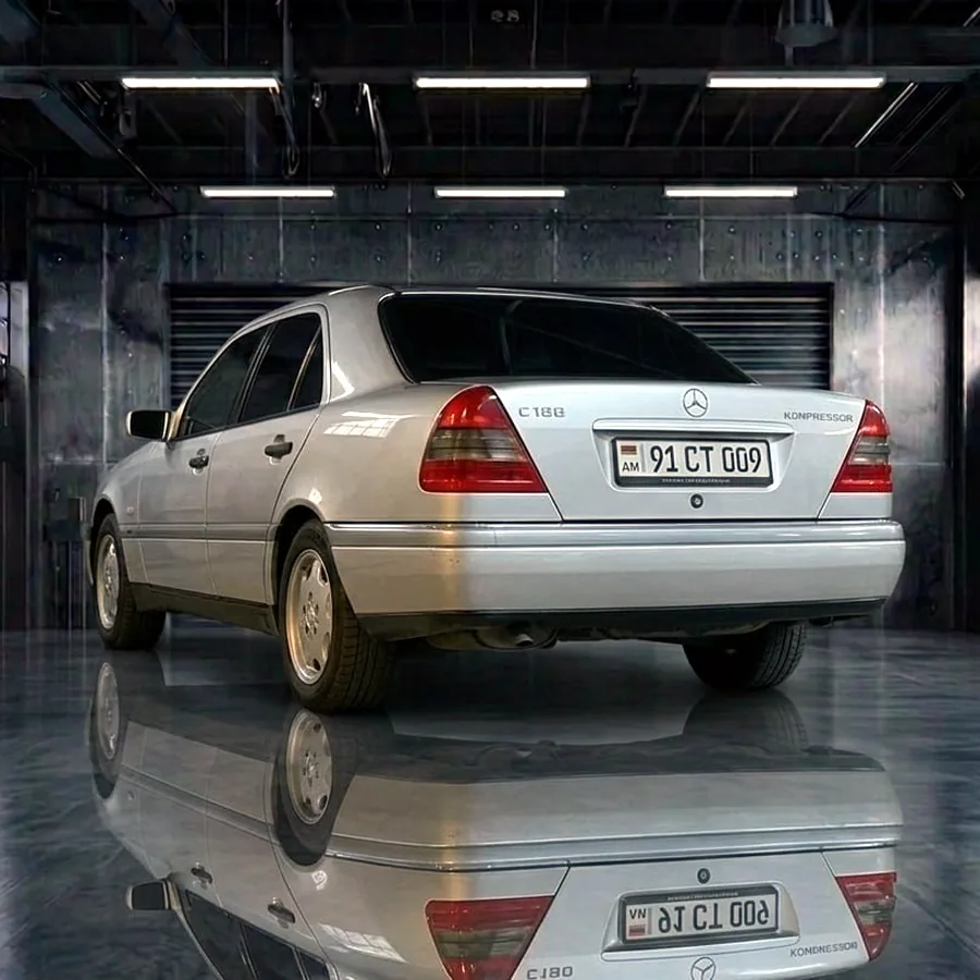 Mercedes-Benz C180 1995, пробег 280 000 км