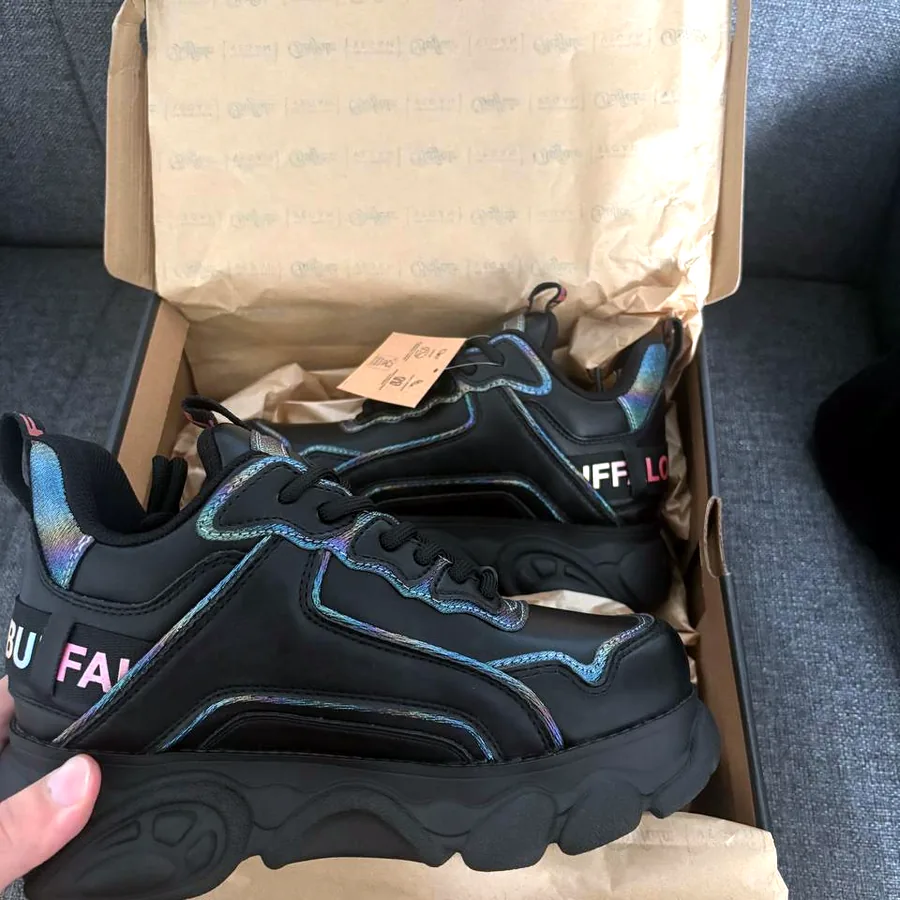 Кроссовки Buffalo CLD Chai, размер 36-37, новые