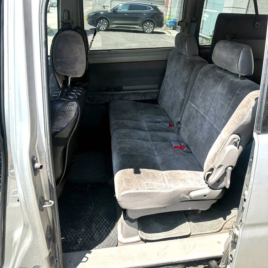 Honda Stepwgn 1999, 8 мест, пробег 250 000 км