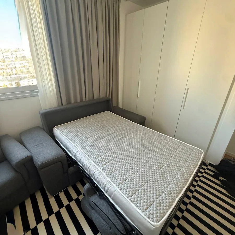 Диван-кровать Poltronesofà с матрасом Memory Foam