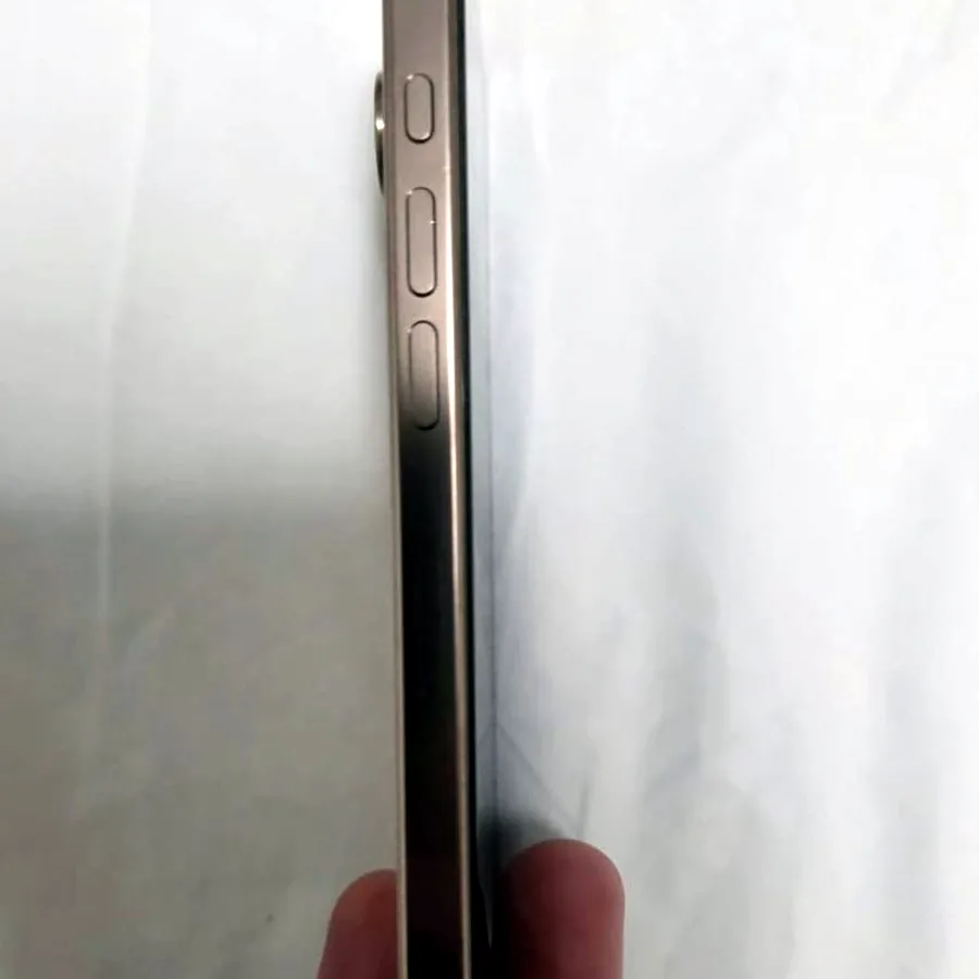 iPhone 16 Pro 128GB, отличное состояние