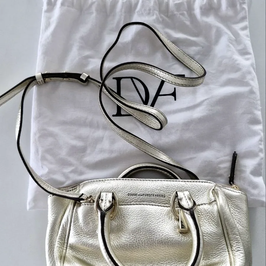 Diane von Furstenberg Sutra mini, золотистая