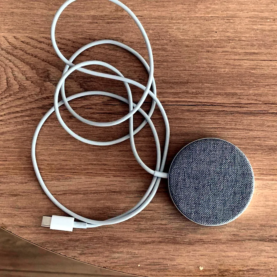 Магнитная беспроводная зарядка USB-C