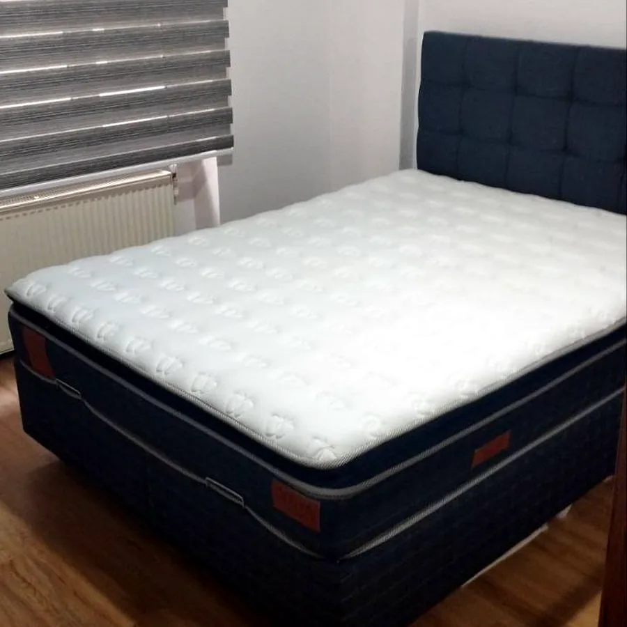 Кровать 150 см, матрас, отличное состояние