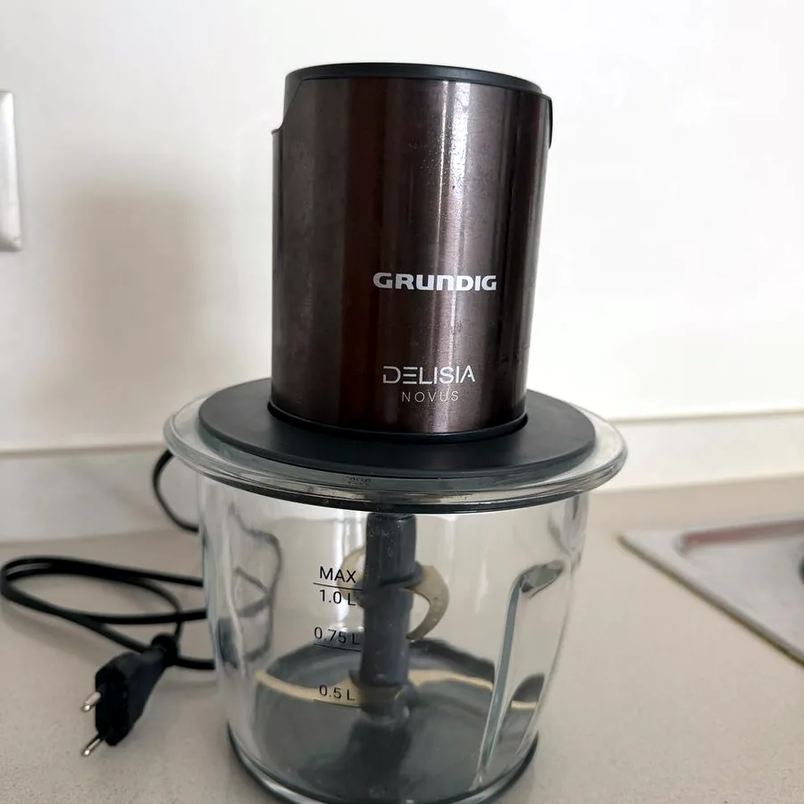 Измельчитель, блендер, миксер Grundig