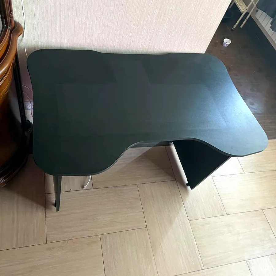Стол компьютерный, новый