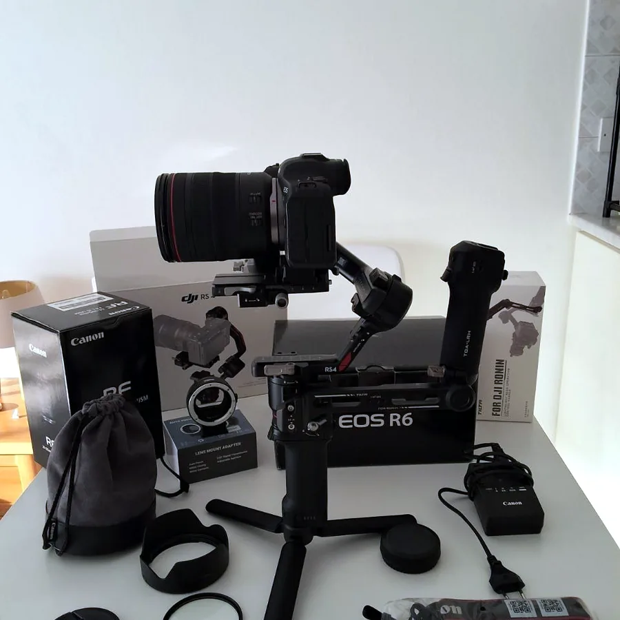 Комплект для фото и видео: Canon EOS R6, объектив, стабилизатор