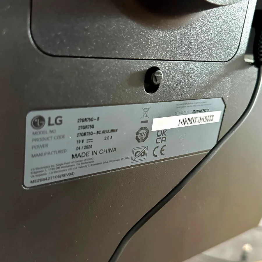 Монитор LG UltraGear 27GR75Q-B, 2K, идеальное состояние