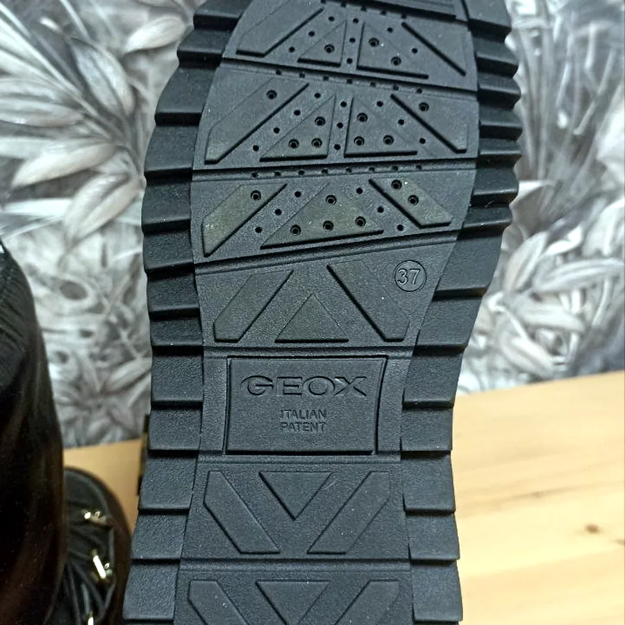 Дутики Geox, размер 37, новые
