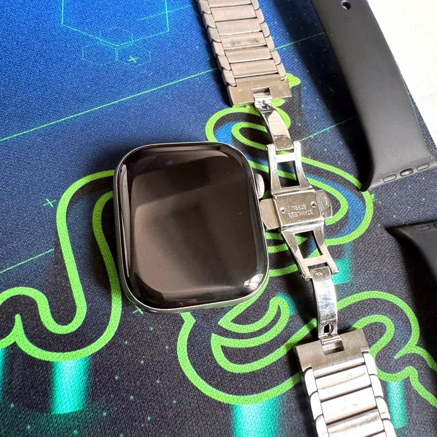 Apple Watch Series 11, 46 mm, GPS, серебристые