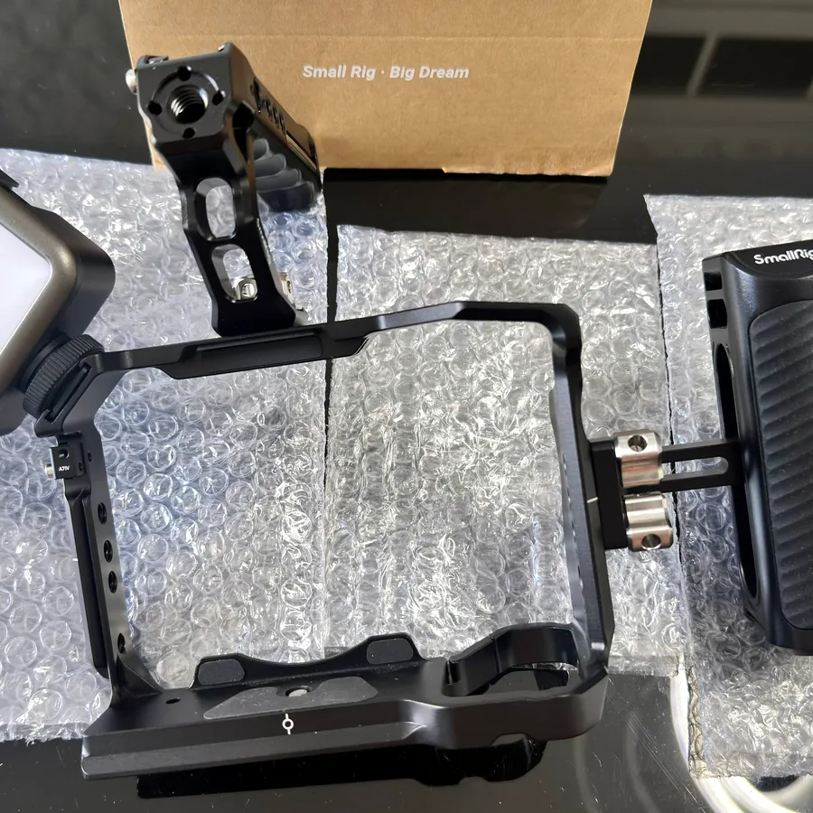 Клетка Small Rig для Sony Alpha A7, RGB свет в подарок