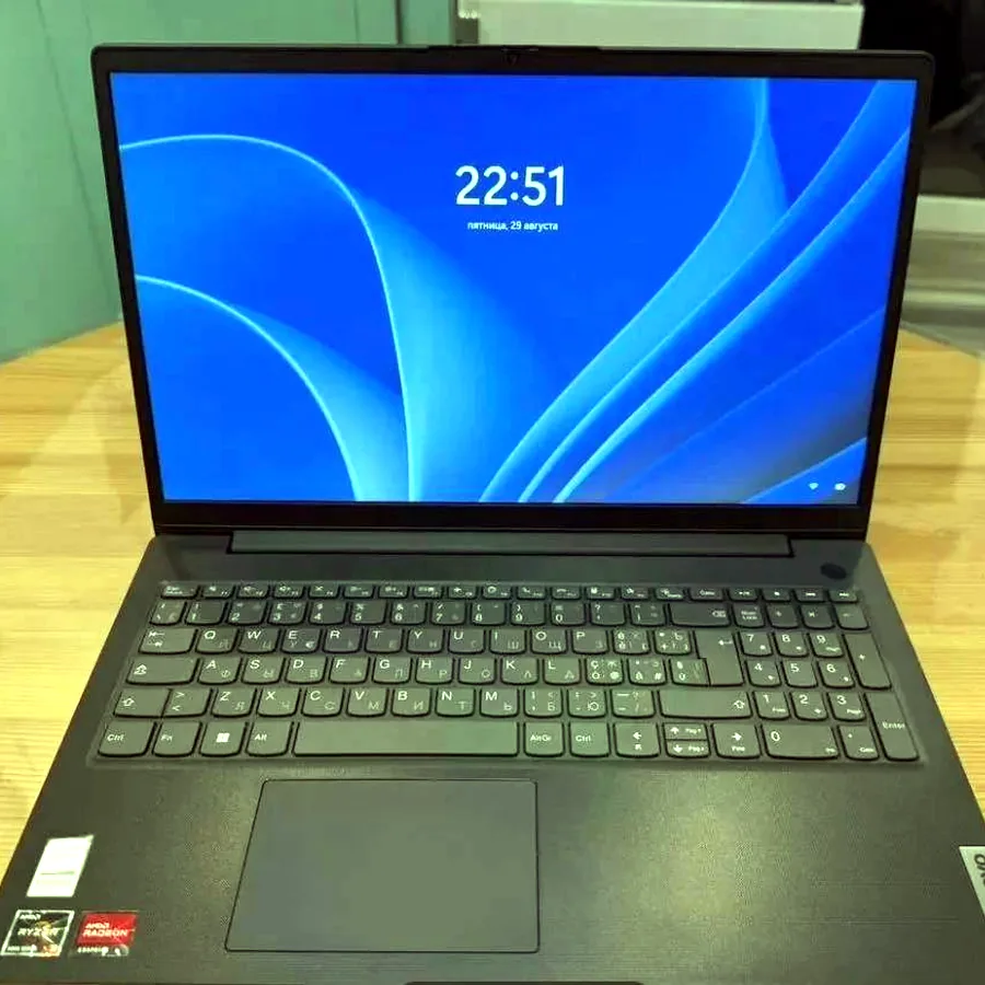 Ноутбук Lenovo V15, AMD Ryzen 5, SSD 256GB