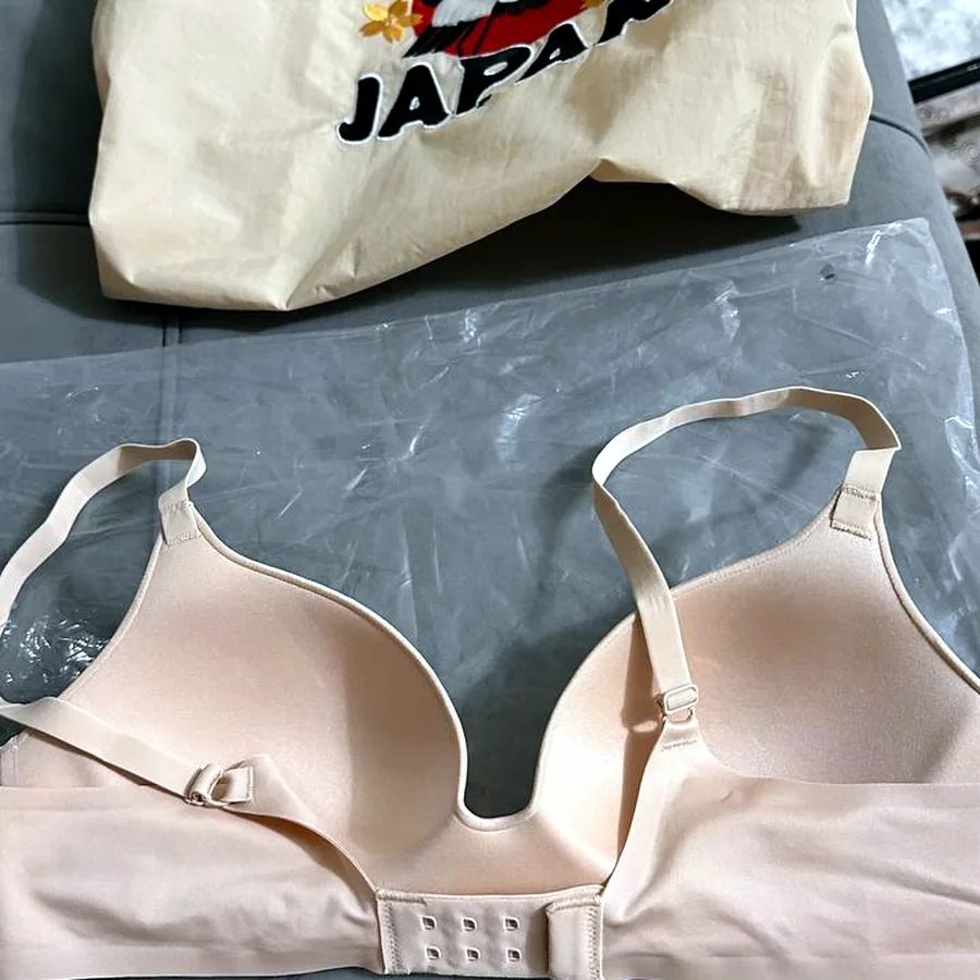 Бюстгальтер Uniqlo Wireless Bra, размер AB 75/80