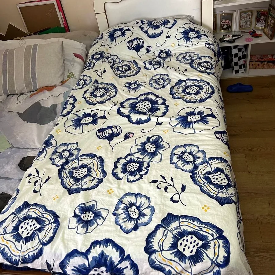 Кровать с матрасом 90x200, хорошее состояние