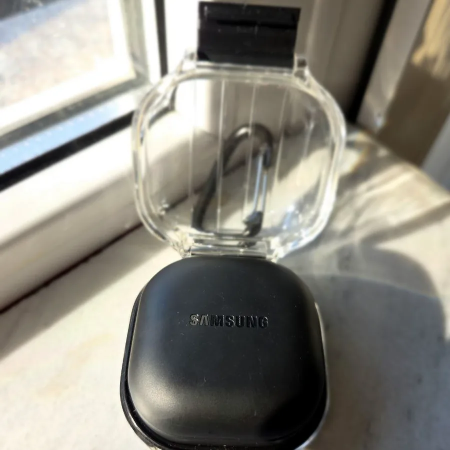 Водонепроницаемый чехол для Galaxy Buds