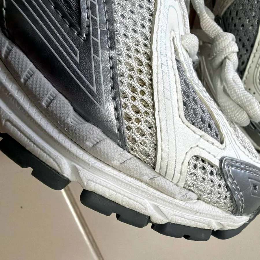 New Balance 1906R Silver Orange, размер 37