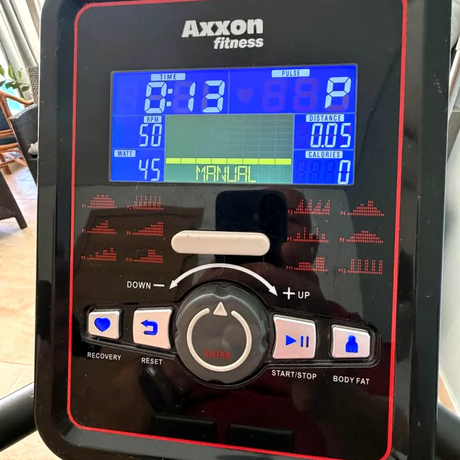 Велотренажер Axxon Exceed R30, как новый