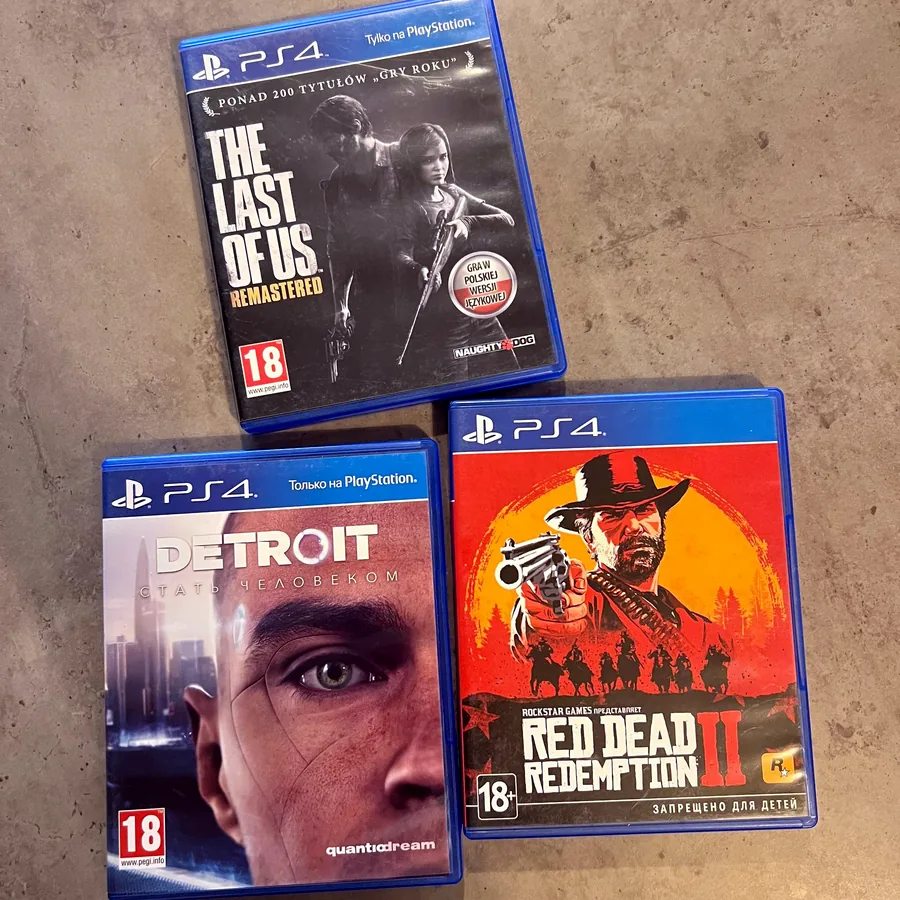 PlayStation 4 Pro с 3 играми