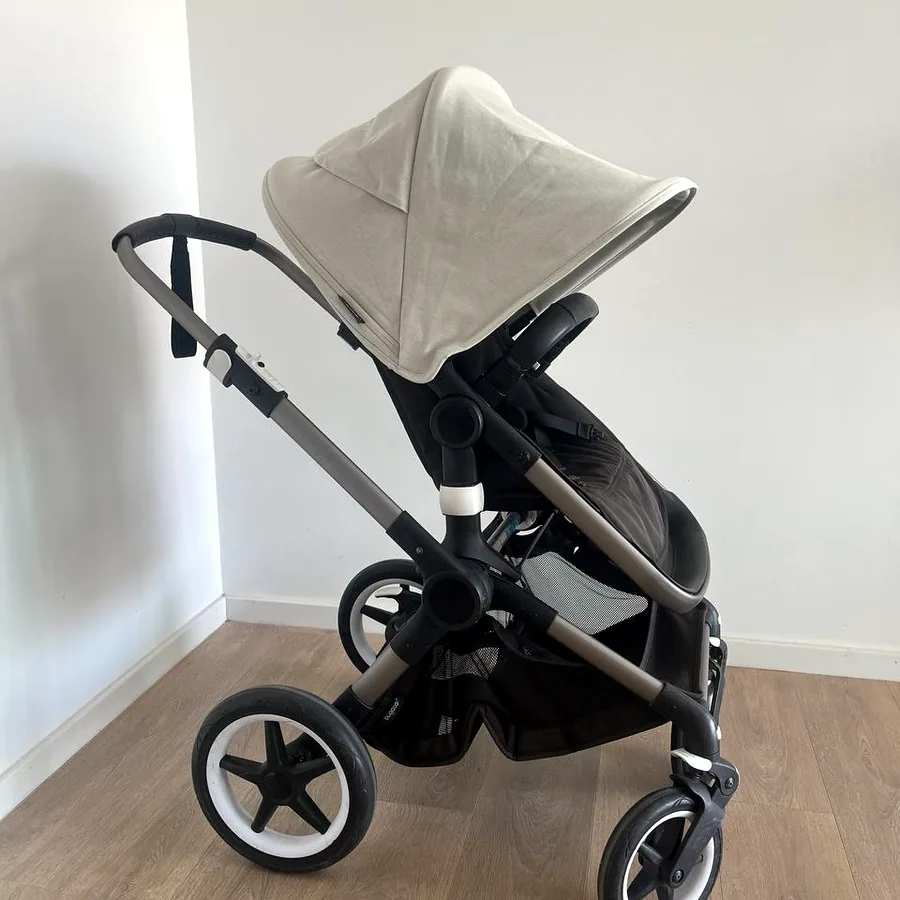 Коляска Bugaboo Fox 3 с люлькой