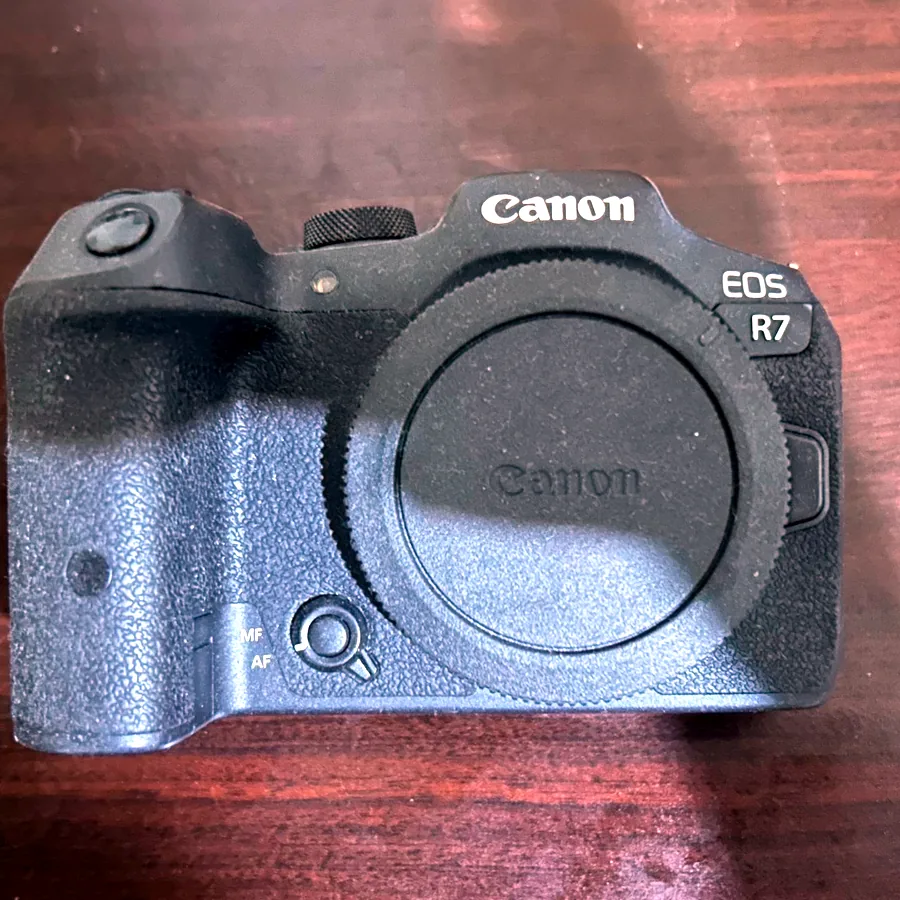Фотоаппарат Canon R7, пробег 20 000 км