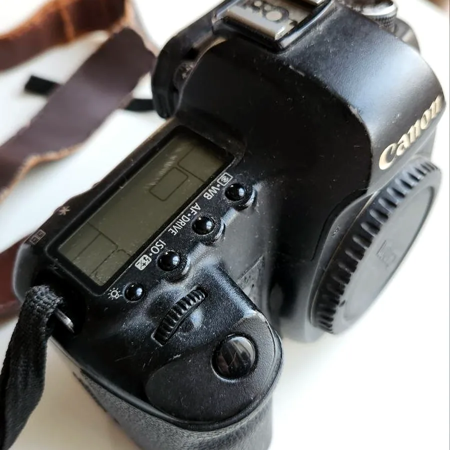 Фотоаппарат Canon 5D Mark II полнокадровый