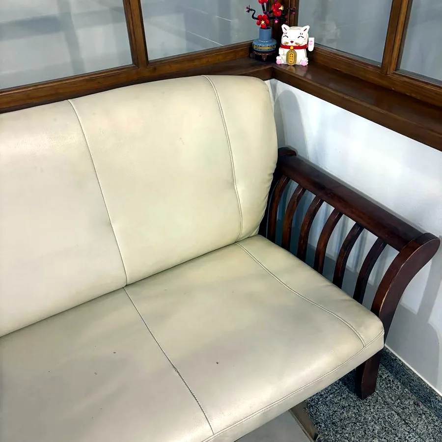 Кожаный диван, 175х60 см