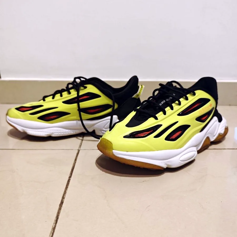 Кроссовки Adidas, размер 40