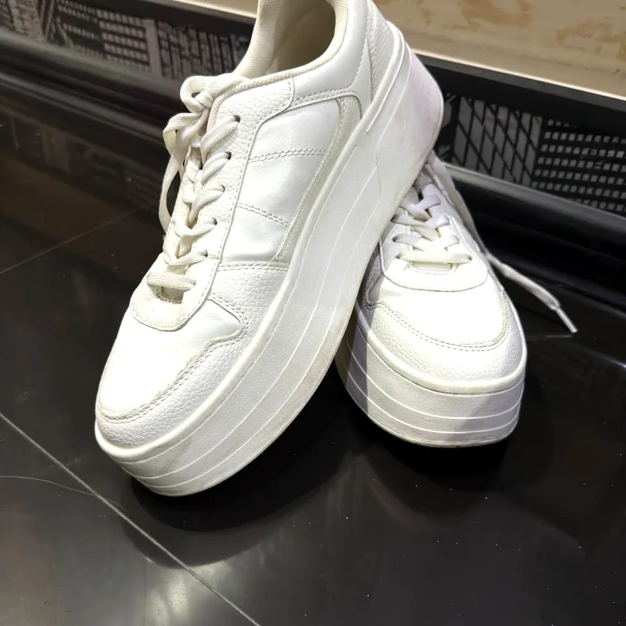 Кроссовки ZARA на платформе, размер 41