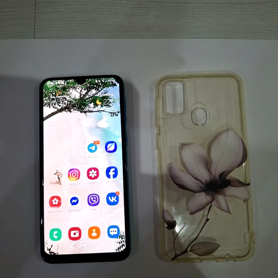 Смартфон Samsung Galaxy M21