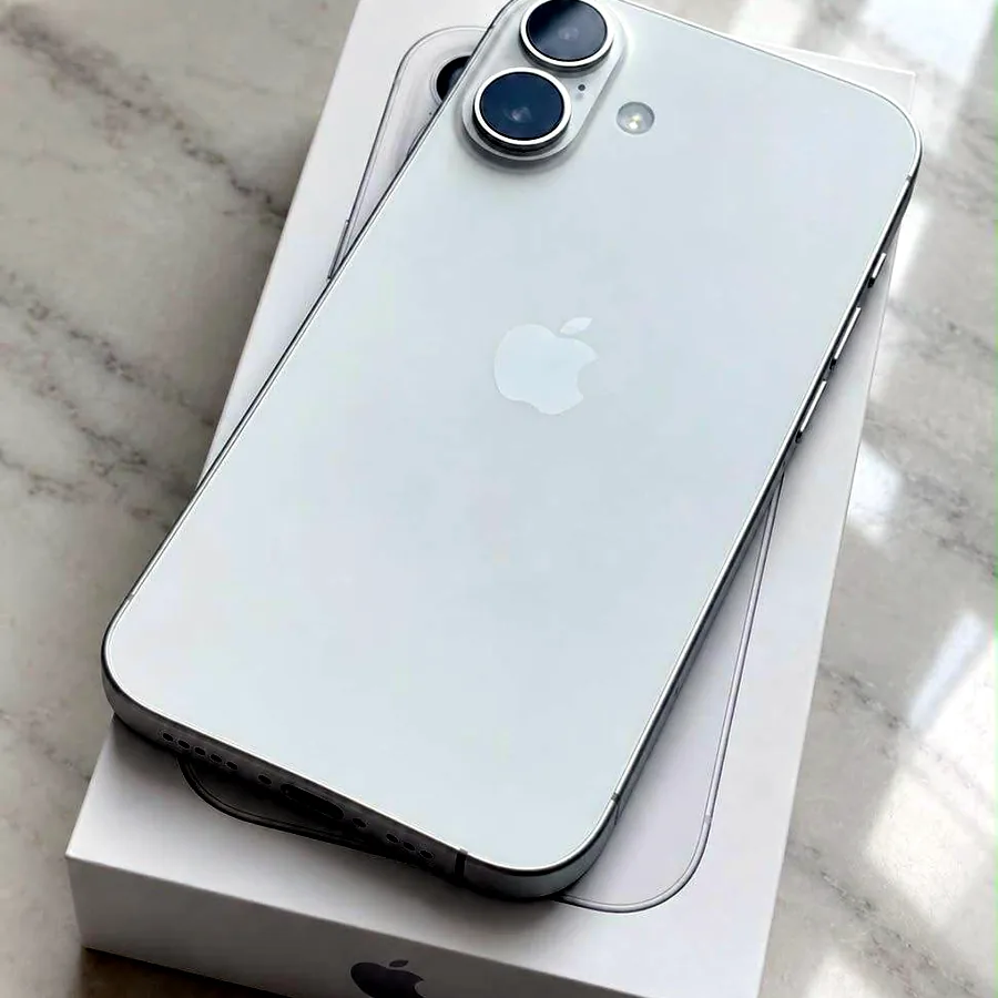 iPhone 17, 256 ГБ, белый