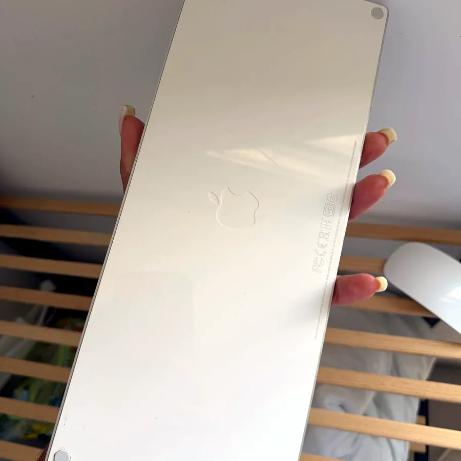Magic Keyboard и Magic Mouse, состояние 4+