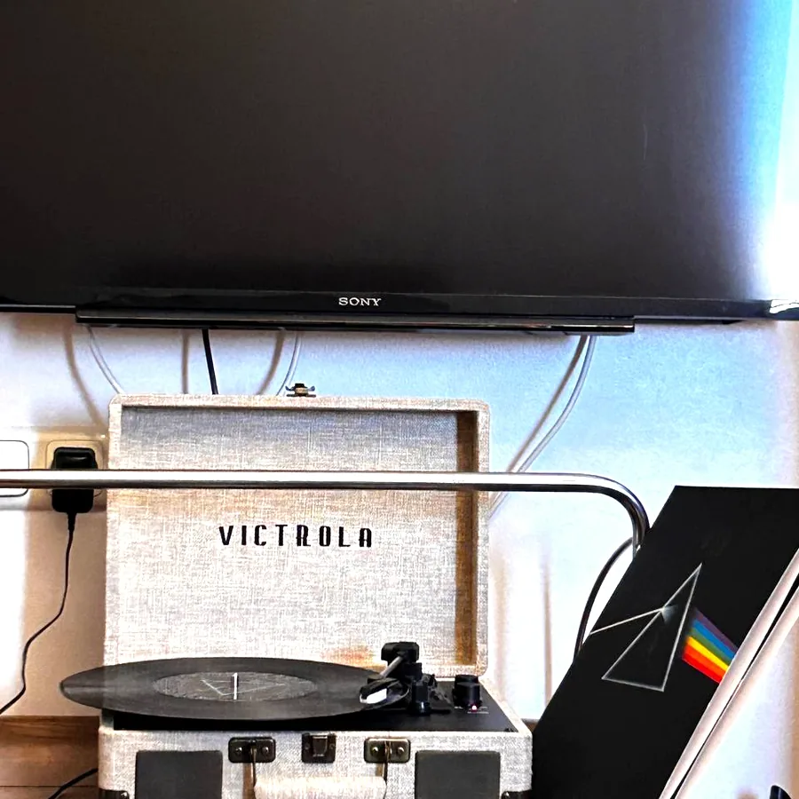 Виниловый проигрыватель Victrola