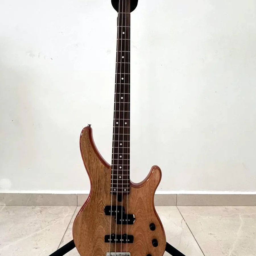 Бас-гитара Yamaha TRBX174EW