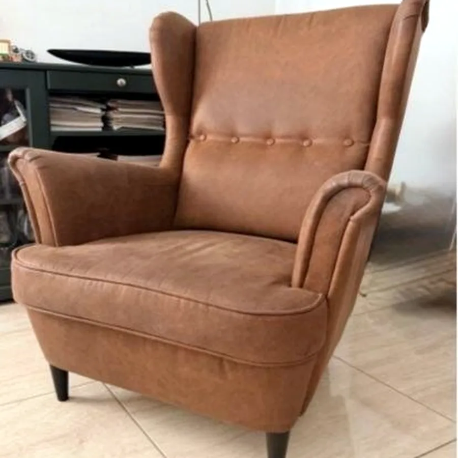 Кресло Ikea Strandmon из искусственной кожи