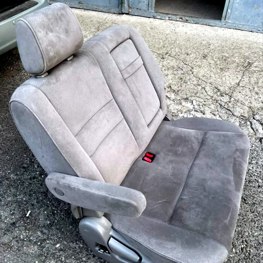 Сиденье Toyota Sienna