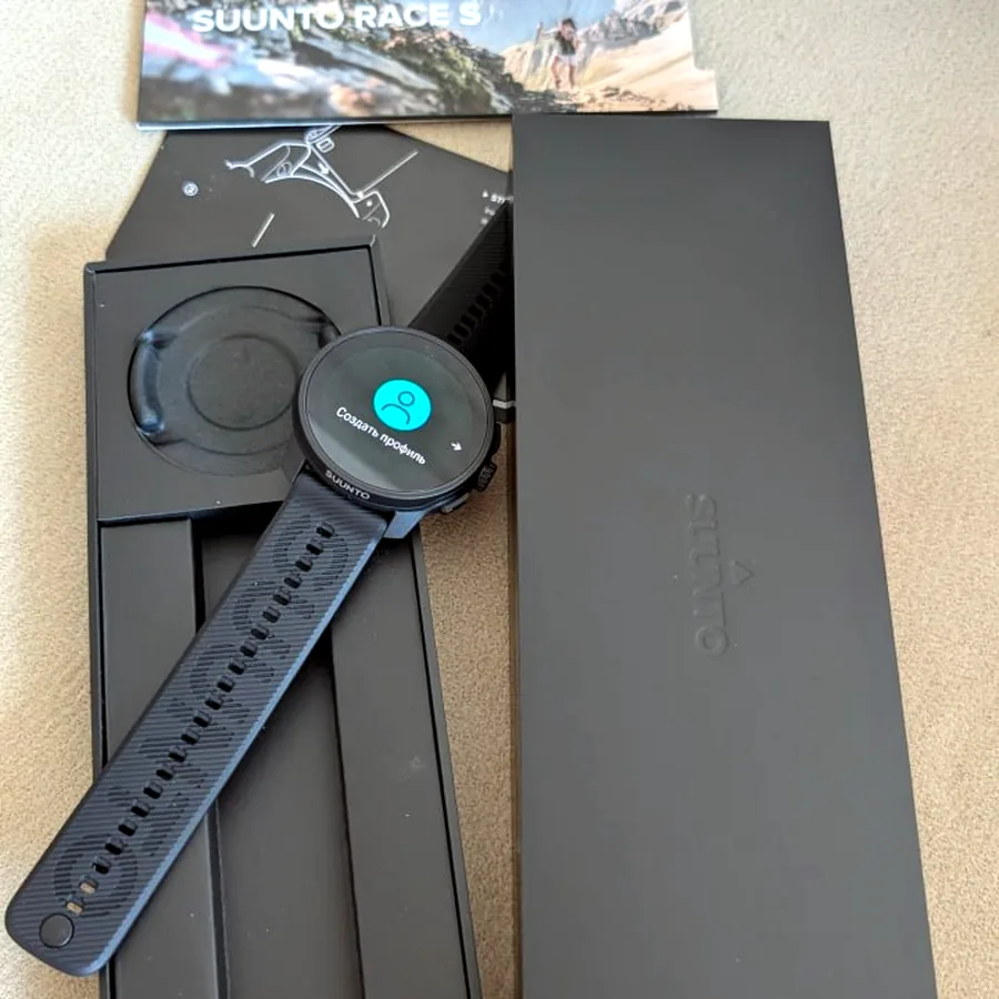 Смарт-часы Suunto Race S All Black, open-box