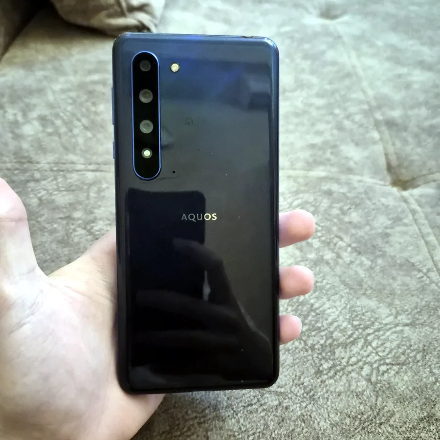 Sharp Aquos R5G 12/256, японский флагман 2020
