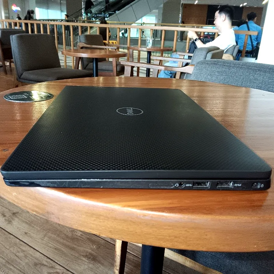 Ноутбук Dell 7410, i7, 16 GB SSD, Windows 11