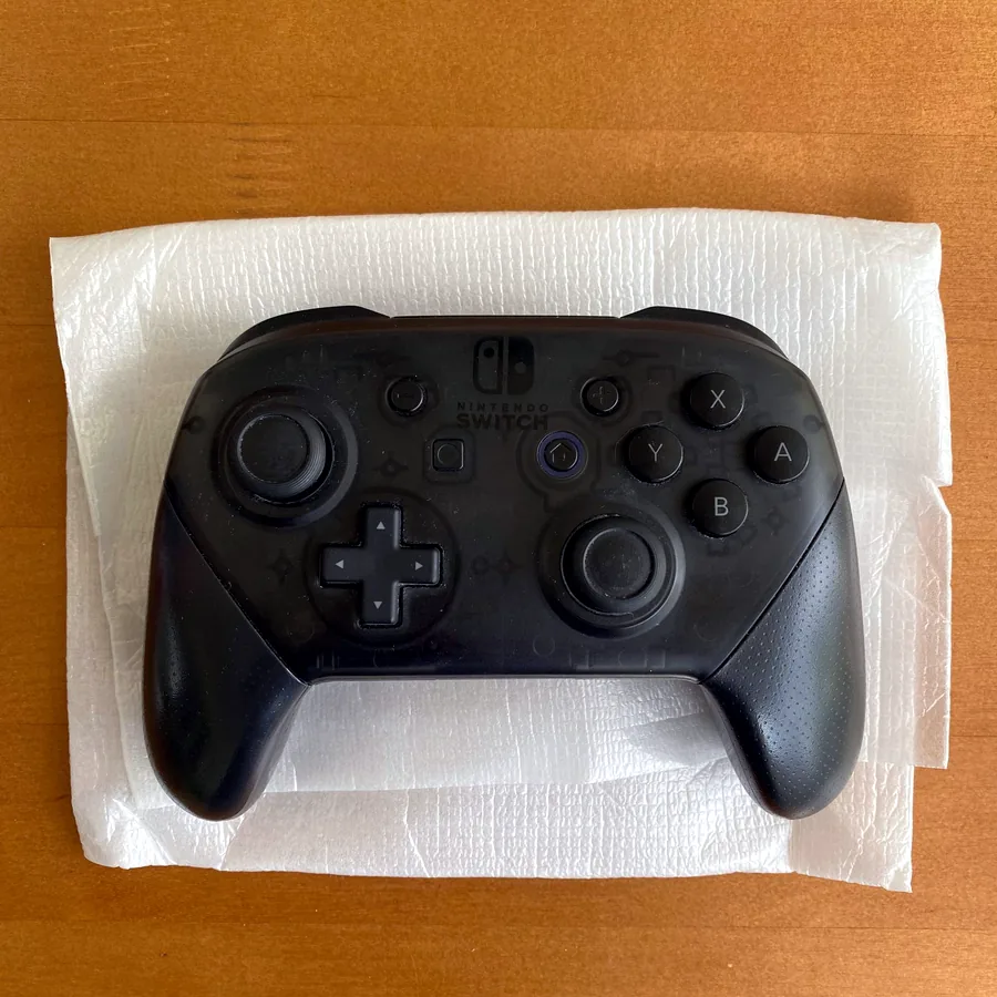 Nintendo Switch OLED White 64GB с играми и аксессуарами