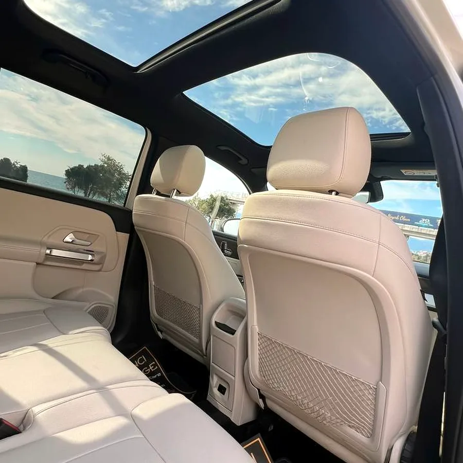 Mercedes-Benz GLB 200 на турецких номерах