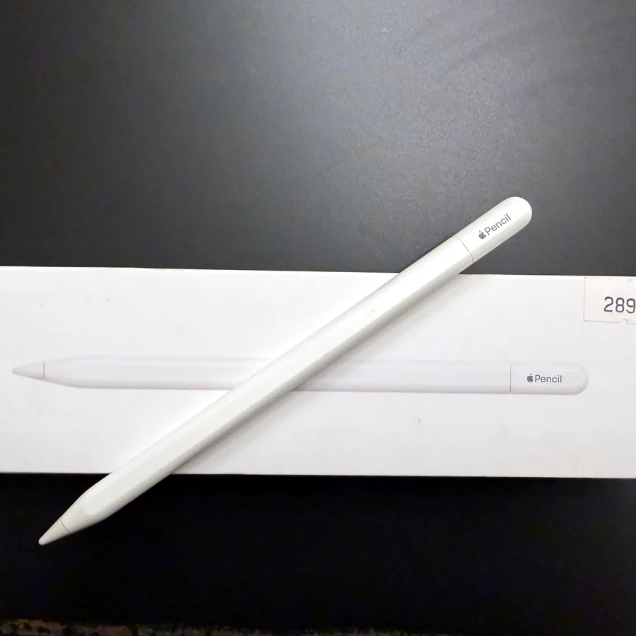 Apple Pencil USB-C, практически не использован
