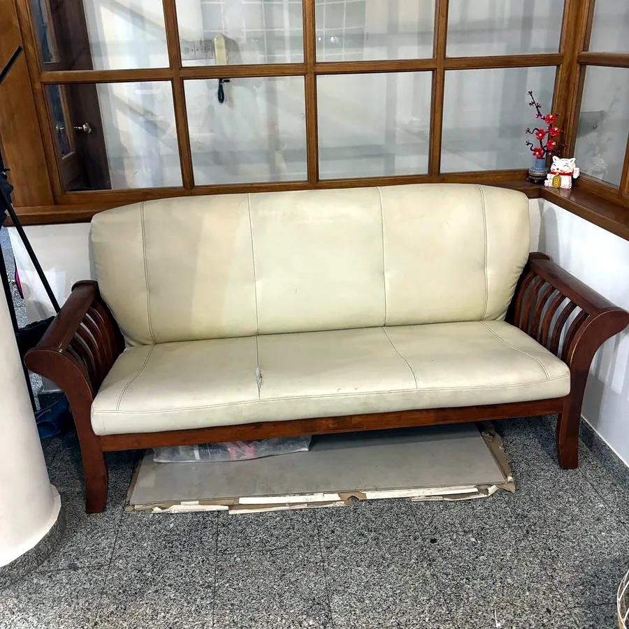 Кожаный диван, 175х60 см