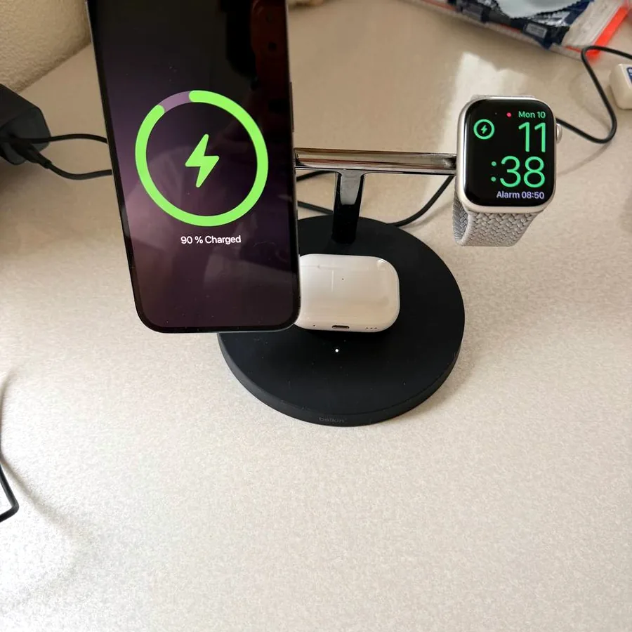 Беспроводная зарядка Belkin 3-in-1 MagSafe 15W