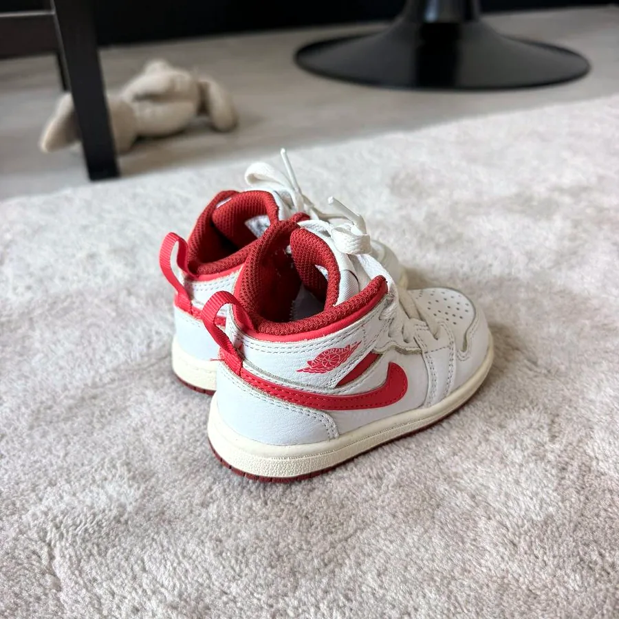 Детские кеды Nike Jordan, размер 22