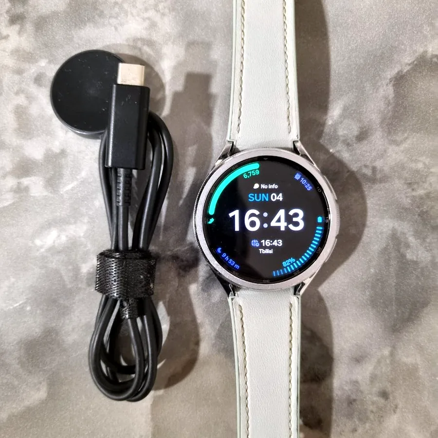Часы Samsung Watch 6 Classic с зарядкой