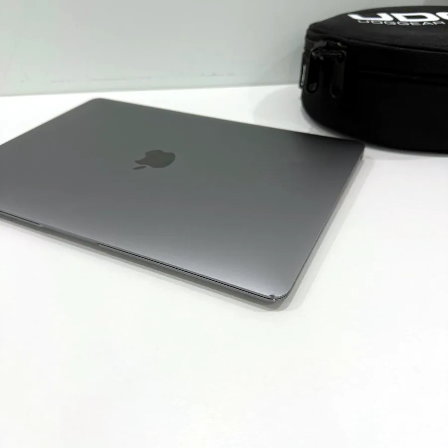 MacBook Air M1 2020, Space Grey