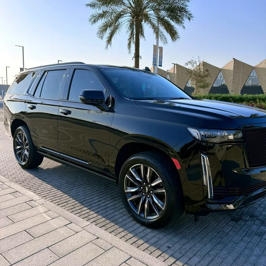 Cadillac Escalade Sport Platinum 2023, пробег 87 000 км
