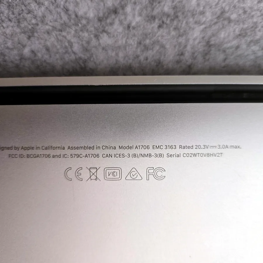 MacBook Pro 13.3 Retina i5 Touchbar 16GB/256GB