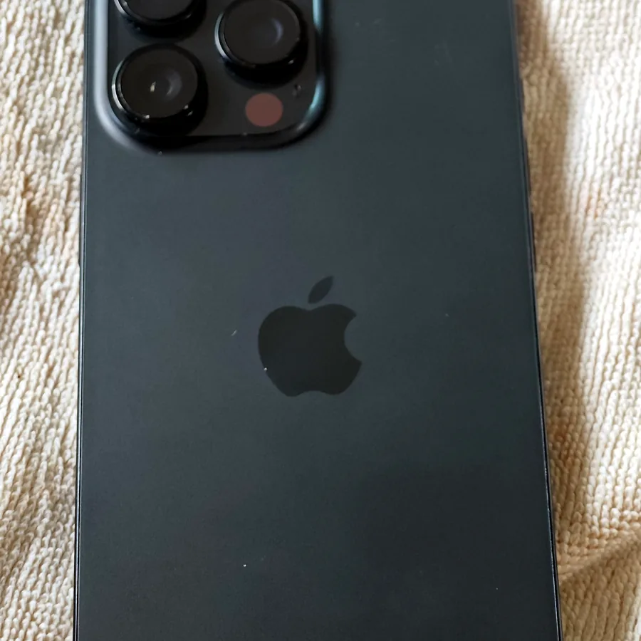 iPhone 16 Pro Max 256GB, состояние идеальное